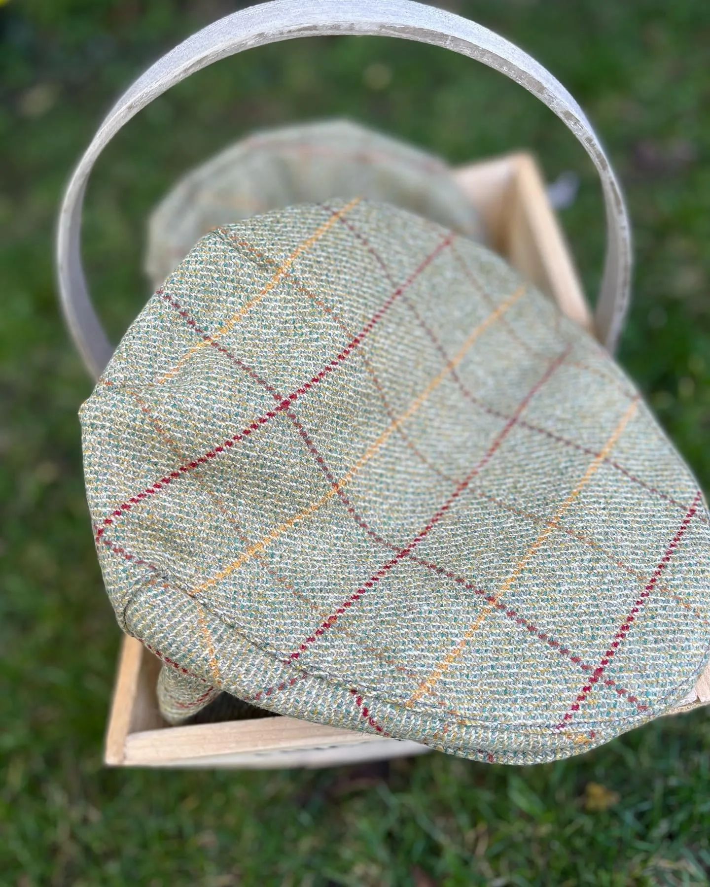 Mens tweed cap
