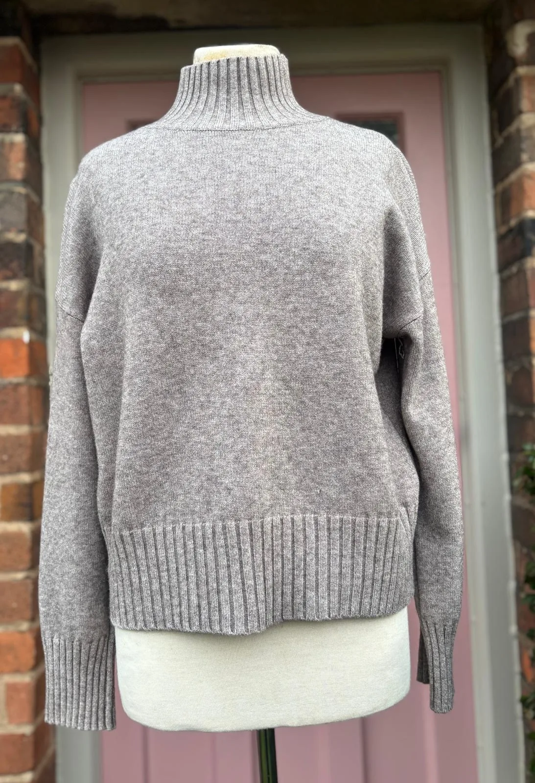 Evie Jumper in Smoke